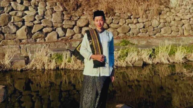 (Ig  lucintaluna_manjalita/medcom)