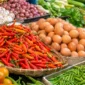 Update Harga Pangan 24 April 2026: Telur Ayam Rp32.000, Cabai Rawit Merah Melonjak (Foto: AI)