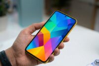 Review Impresi Poco X8 Pro: Solusi HP Layar AMOLED Mulus yang Nyaman Digenggam Satu Tangan (Foto: AI)