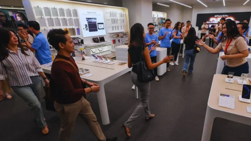 Apple Indonesia Buka Lowongan Government Affairs Manager di Jakarta, Cek Syaratnya (Foto: BAY ISMOYO/AFP/liputan6)