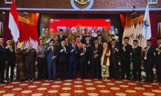 Gubernur Al Haris Lantik Sudirman Jadi Komisaris Utama Bank Jambi