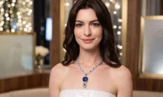Anne Hathaway Dinobatkan Sebagai Wanita Tercantik di Dunia 2026 Versi People Magazine