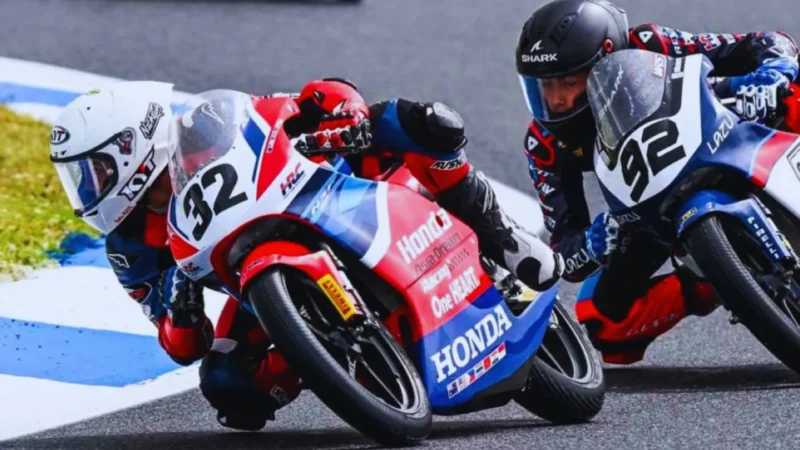 Start dari Urutan 17, Rider Indonesia Kiandra Ramadhipa Juara di Jerez (Foto: Dok. AHRT/medcom)