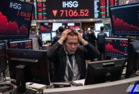 IHSG Ditutup Melemah ke 7.106, Saham DSSA dan PTRO Anjlok Signifikan (Foto: Ai)