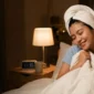 Mandi Malam Sebelum Tidur: Rahasia Tidur Nyenyak atau Justru Bahaya? (Foto: AI)
