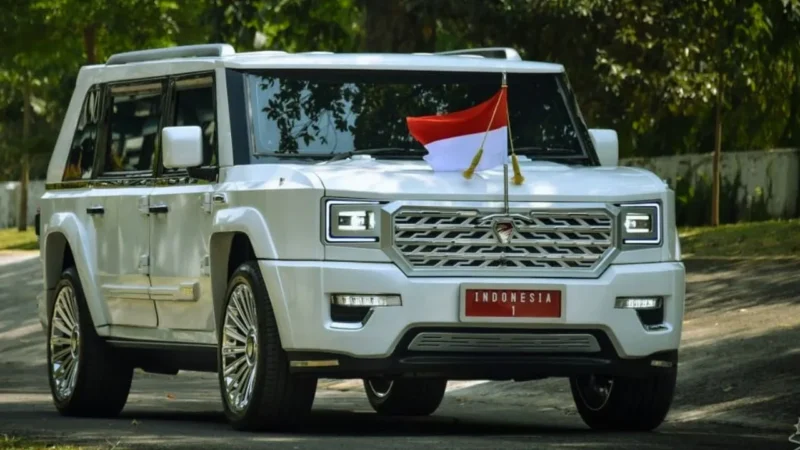 Daftar Lengkap Pelat Nomor Khusus Pejabat RI: Dari Presiden RI 1 hingga Kode ZZ (Foto: Dok. Pindad)