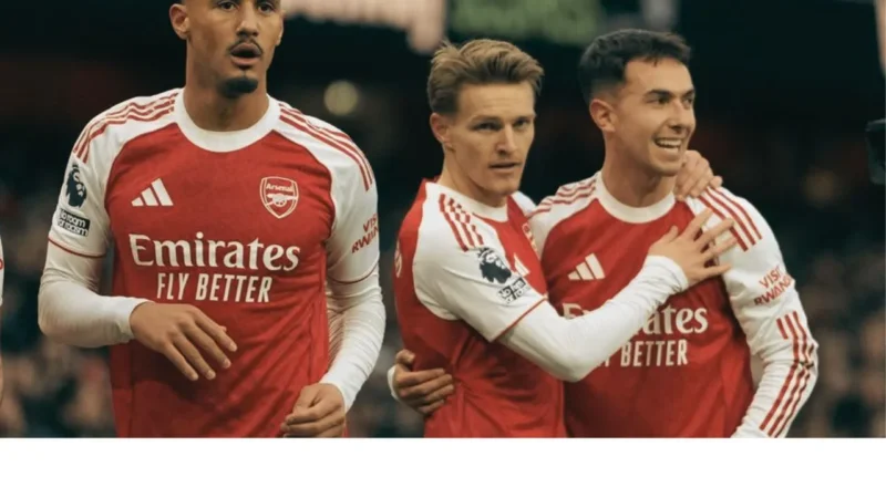 Angkat Trofi Liga Inggris Bersama Arsenal, Martin Odegaard: Seperti Mimpi Jadi Nyata!
(Fot : AP Photo/Kirsty Wigglesworth
/liputan6)
