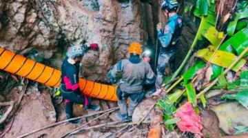 Terjebak Seminggu di Gua Laos Saat Berburu Emas, 5 Warga Ditemukan Selamat
(Foto:cnbc indonesia)