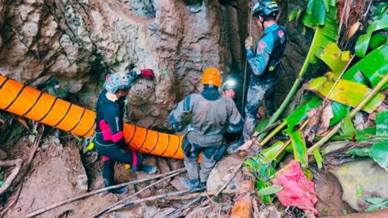 Terjebak Seminggu di Gua Laos Saat Berburu Emas, 5 Warga Ditemukan Selamat
(Foto:cnbc indonesia)
