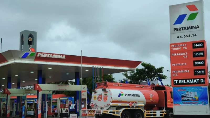 Harga BBM Pertamina per 1 Juni 2026: Pertamax Tetap, Pertamax Turbo Naik, Dexlite Turun
(Foto:Dokumentasi Pertamina Patra Niaga Jawa Bagian Tengah/rri)
