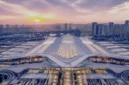 Megah! China Operasikan Stasiun Kereta Terbesar Dunia Seluas 170 Lapangan Bola
(Foto:monitorday)