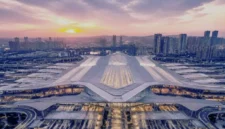 Megah! China Operasikan Stasiun Kereta Terbesar Dunia Seluas 170 Lapangan Bola
(Foto:monitorday)