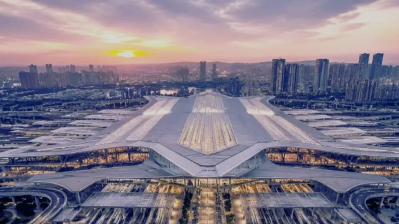 Megah! China Operasikan Stasiun Kereta Terbesar Dunia Seluas 170 Lapangan Bola
(Foto:monitorday)