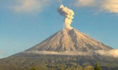 Gunung Semeru Erupsi Hari Ini, Kolom Abu Vulkanik Mencapai 1 Kilometer
