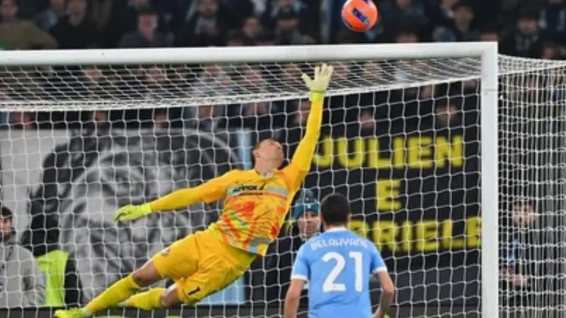 Emil Audero Puncaki Daftar Penyelamat Terbanyak Serie A 2025/2026
( Foto: AFP/ANDREAS SOLARO/cnnindonesia )