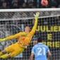 Emil Audero Puncaki Daftar Penyelamat Terbanyak Serie A 2025/2026
( Foto: AFP/ANDREAS SOLARO/cnnindonesia )
