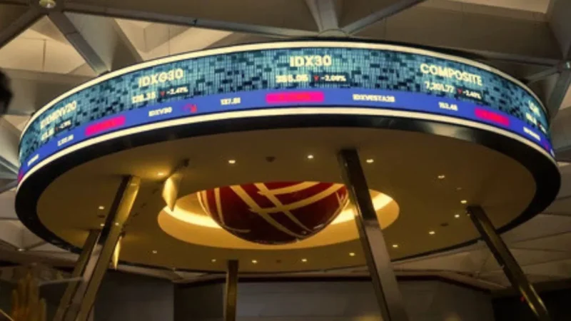 IHSG Terkoreksi ke 6.750 Jelang Rebalancing MSCI dan Sentimen Royalti Tambang (Foto: Putra M. Akbar/antara/kumparan)