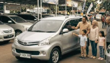 Harga Toyota Avanza Bekas 2013, MPV Irit Mulai Rp80 Jutaan (Foto: Ai)
