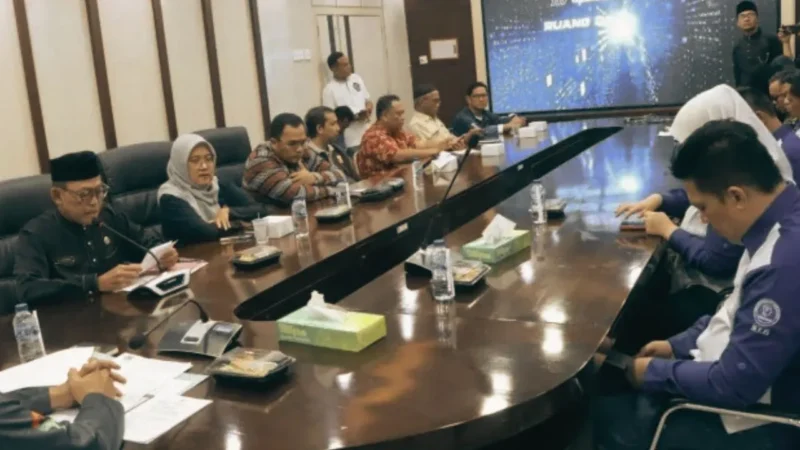 Pemkab Tanjabbar dan DEKRAFMI Bahas Pengembangan Ekonomi Kreatif yang Berbasis Lingkungan