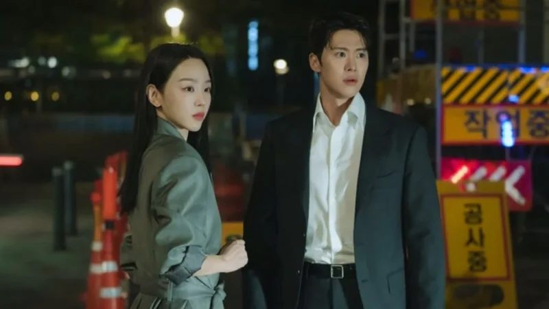 Shin Hye Sun dan Gong Myung (Foto: tvN/beautynesia)