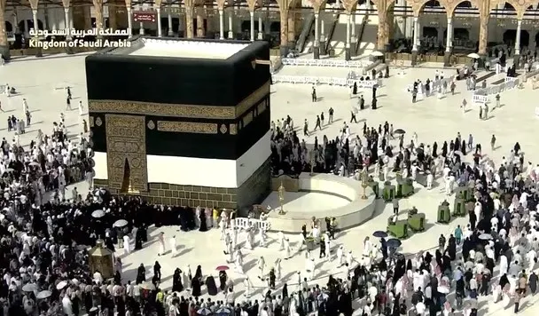 Masjidil Haram Sepi, Jutaan Jemaah Mulai Padati Arafah (Foto:   Foto: Youtube @qurantvsa/kumparan)