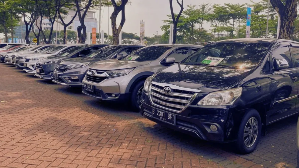 Rekomendasi 8 Mobil Bekas Rp50 Jutaan Terbaik Juni 2026(Foto: Daafa Alhaqqy/kompas)