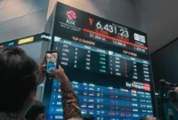 Perdagangan IHSG hari ini ke angka 1,96 persen ke level 5.999
(Foto: EmitenNews)
