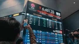 Perdagangan IHSG hari ini ke angka 1,96 persen ke level 5.999
(Foto: EmitenNews)