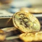 Bitcoin Menguat ke Rp1,13 Miliar Meski Risiko Geopolitik Tinggi(Foto: Shutterstock/detik)