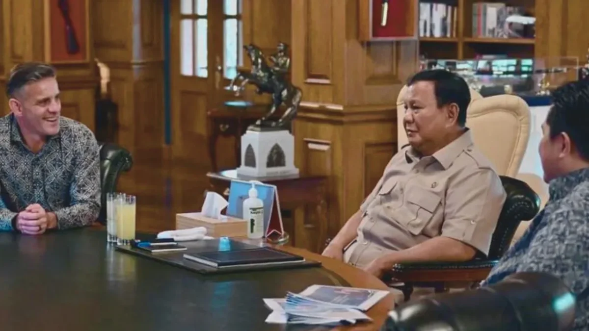 Erick Thohir Bertemu Prabowo di Hambalang, Bahas Penguatan Olahraga Nasional
(Foto: bolasport)