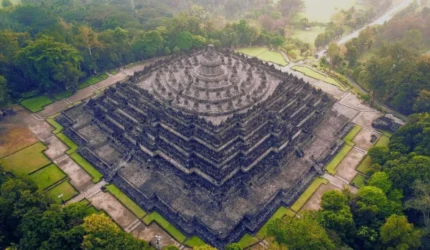 Sejarah Singkat Candi Borobudur