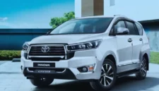 Toyota Innova Crysta Facelift 2026 Resmi Rilis
(Foto: olx)