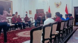 Gibran Temui Mahasiswa Pendemo di Istana Wapres
(Foto: ist/detik)