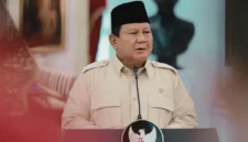 Prabowo soroti Indonesia belum punya mobil nasional dan mendorong akademisi untuk mewujudkan kemandirian industri nasional
(Foto: ksp)