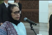 Resmi Dilantik Prabowo, Nanik S Deyang Jadi Kepala BGN
(Foto: Sekretariat Presiden/detik)