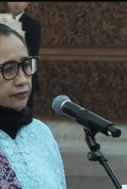 Resmi Dilantik Prabowo, Nanik S Deyang Jadi Kepala BGN