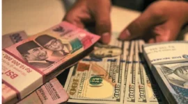 Rupiah Turun Tipis, Intip Kurs Dolar Hari Ini di 4 Bank Besar(Foto: Ilustrasi (dok)/sinarharapan)