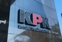 Penyidik kpk geledah Kantor BPK Sumsel dan menyita sejumlah dokumen terkait dugaan suap
(Foto: GARRY ANDREW LOTULUNG/kompas)