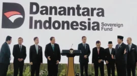 Prabowo dan Danantara Bahas Teknologi Robotik
(Foto:BPMISetpres
/hukumonline)