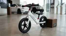 Tesla Luncurkan Balance Bike Rp 4 Jutaan, Langsung Sold Out(Foto: AI)