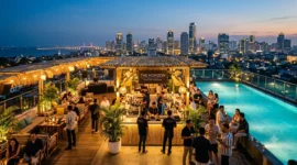 Beach Club Rooftop Surabaya dengan Sunset Memukau
(Foto: AI)