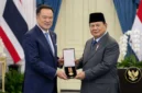 "Tentara Kami Mengagumi Anda", PM Thailand Anugerahkan Medali Kehormatan kepada Prabowo
(Foto: tangkapan layar YouTube Sekretariat Presiden
/rri/AI)