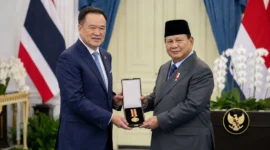 "Tentara Kami Mengagumi Anda", PM Thailand Anugerahkan Medali Kehormatan kepada Prabowo
(Foto: tangkapan layar YouTube Sekretariat Presiden
/rri/AI)